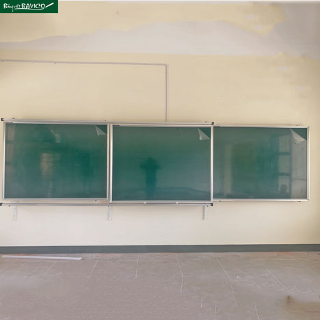 Bảng trượt ngang viết phấn từ Hàn Quốc KT: 120x420